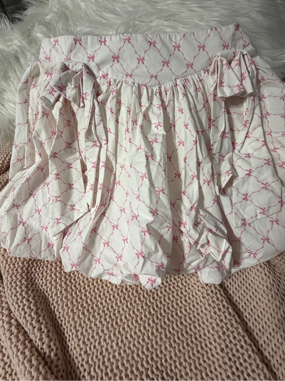 ALTAR’D STATE Bubble Skirt with Bows
Size Medium